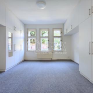 Pronájem bytu 2+kk 45 m² Praha