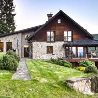 Prodej rodinného domu 429 m² Vrchlabí Hořejší