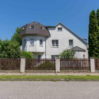Prodej rodinného domu 206 m² Praha Ďáblice, Poděbradova