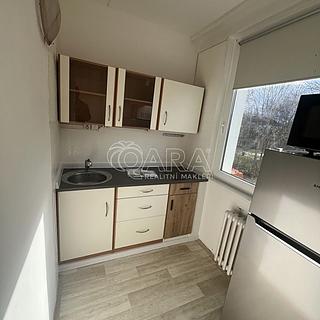 Pronájem bytu 1+kk a garsoniéry 31 m² Praha Chodov, Ledvinova