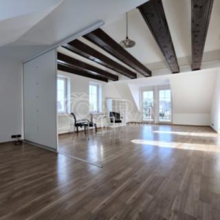 Pronájem kanceláře 101 m² Praha Vršovice, Na louži