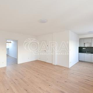 Pronájem bytu 2+kk 55 m² Benešov