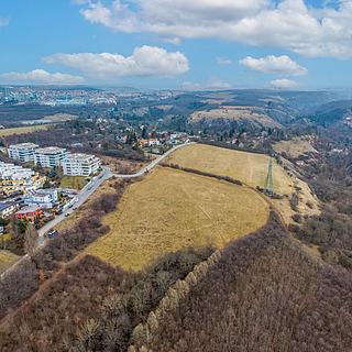 Prodej komerčního pozemku 23769 m&sup2; Praha