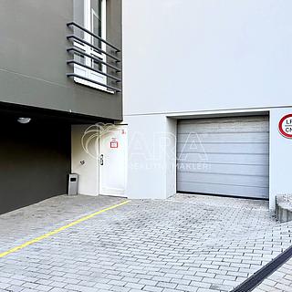 Prodej garáže 15 m&sup2; Praha