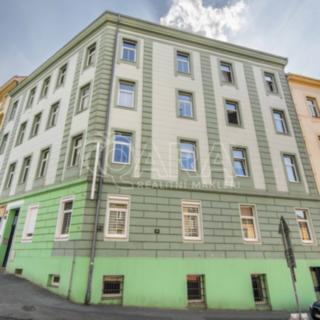 Pronájem bytu 3+kk 91 m² Praha