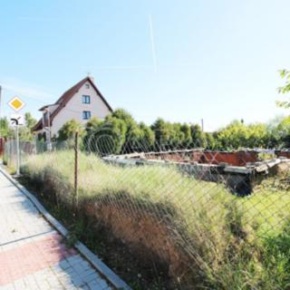 Prodej stavební parcely 611 m² Klínec