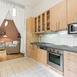Pronájem bytu 4+kk 101 m² Praha Žižkov, Jeseniova