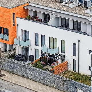 Prodej bytu 1+kk a garsoniéry 45 m² Praha Hostavice, Hrabovská