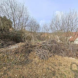 Prodej stavební parcely 650 m&sup2; Praha