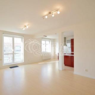 Pronájem bytu 2+kk 72 m² Praha Strašnice, Sečská