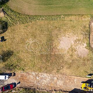 Prodej stavební parcely 745 m&sup2; Předboj