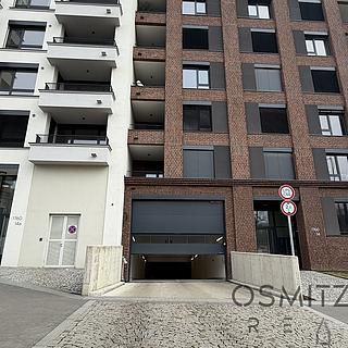 Pronájem parkovacího místa 16 129 m² Praha Nusle, Závišova