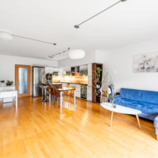 Pronájem bytu 2+kk 80 m² Praha