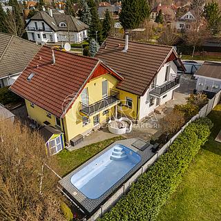 Prodej rodinného domu 200 m&sup2; Průhonice