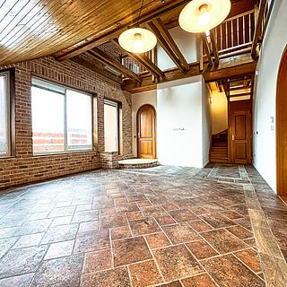 Pronájem bytu 3+kk 80 m² Praha