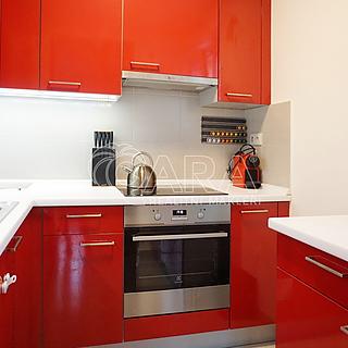 Pronájem bytu 3+kk 54 m² Praha
