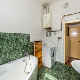 Prodej bytu 2+1 52 m² Hostinné, K. Čapka