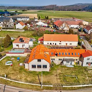 Prodej rodinného domu 340 m² Drhovy