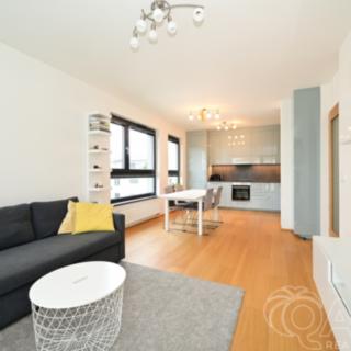 Pronájem bytu 3+kk 81 m² Praha Malešice, Azzoniho