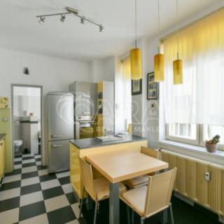 Pronájem bytu 3+1 80 m² Praha