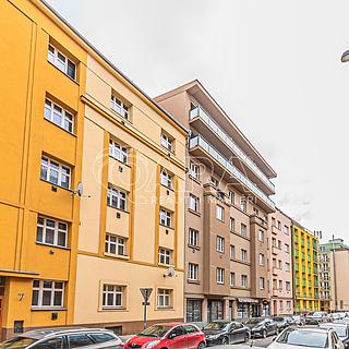 Prodej bytu 3+kk 71 m&sup2; Praha