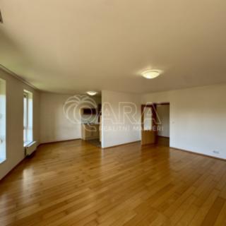 Pronájem bytu 3+kk 101 m² Praha Troja, Nad Vavrouškou