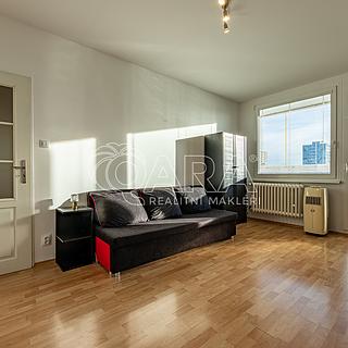 Pronájem bytu 2+kk 38 m² Praha