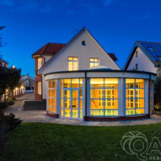 Prodej rodinného domu 509 m² Praha