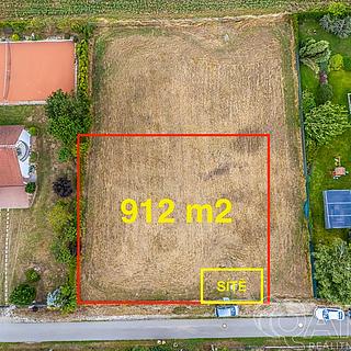 Prodej stavební parcely 912 m² Čisovice