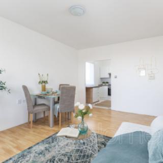 Pronájem bytu 3+1 55 m² Praha
