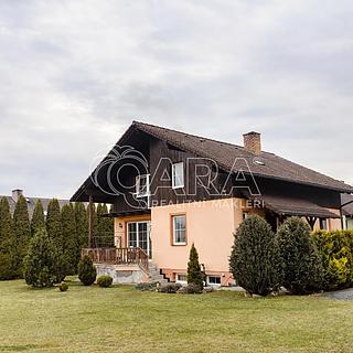 Prodej rodinného domu 209 m² Věšín