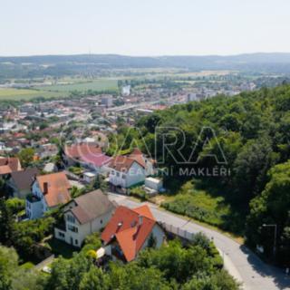 Prodej stavební parcely 947 m² Praha Radotín, Strážovská
