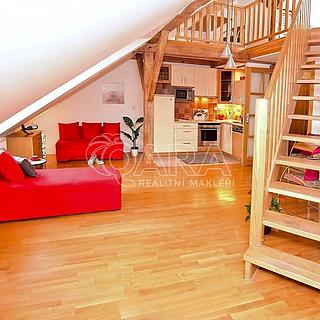 Pronájem bytu 2+kk 53 m&sup2; Praha