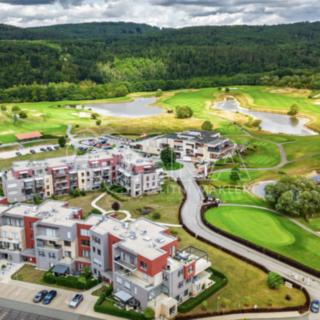 Prodej bytu 3+kk 81 m² Beroun -Závodí, Na Veselou