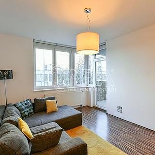 Pronájem bytu 2+kk 50 m&sup2; Praha