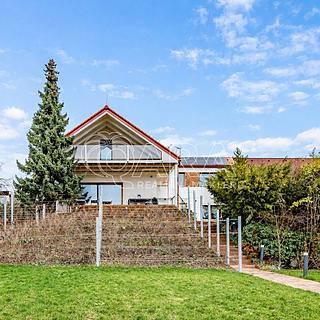 Pronájem kanceláře 393 m² Roztoky, Nad vinicemi