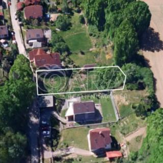 Prodej stavební parcely 1348 m² Hrusice