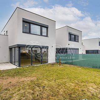 Prodej rodinného domu 136 m&sup2; Praha