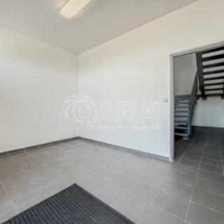 Pronájem kanceláře 150 m² Kladno Kročehlavy, Milady Horákové