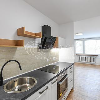 Pronájem bytu 2+kk 44 m&sup2; Praha