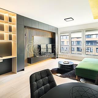 Prodej bytu 1+kk, garsoniery 42 m&sup2; Praha