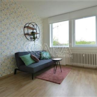 Pronájem bytu 1+1 32 m² Praha Jinonice, Peroutkova