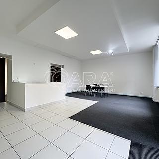 Pronájem obchodu 128 m² Praha Smíchov, Zborovská