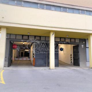 Prodej parkovacího místa 12 m² Brno Lesná, Loosova