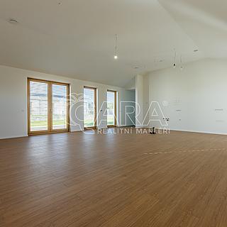 Prodej rodinného domu 218 m² Radějovice