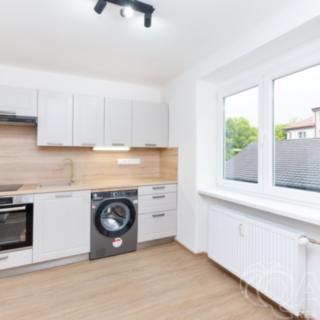 Pronájem bytu 1+1 31 m² Sezimovo Ústí, Lipová
