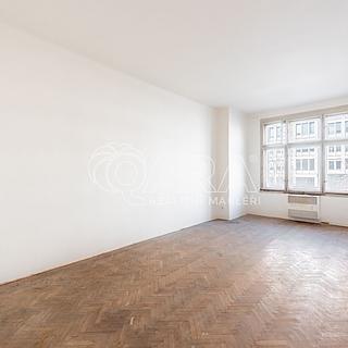 Prodej bytu 4+kk 99 m&sup2; Praha