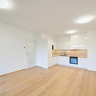 Pronájem bytu 2+kk 52 m² Praha