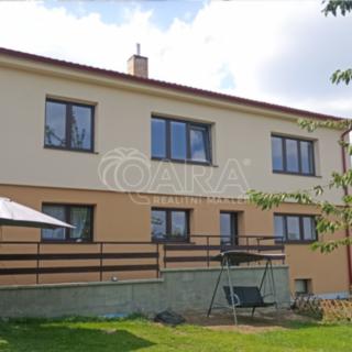 Pronájem bytu 4+1 91 m² Vochov
