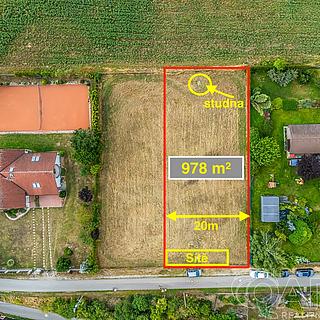 Prodej stavební parcely 978 m² Čisovice